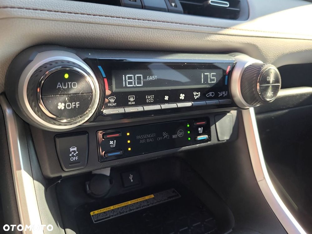 Toyota RAV4 2.5 Hybrid Executive 4x4 - 17