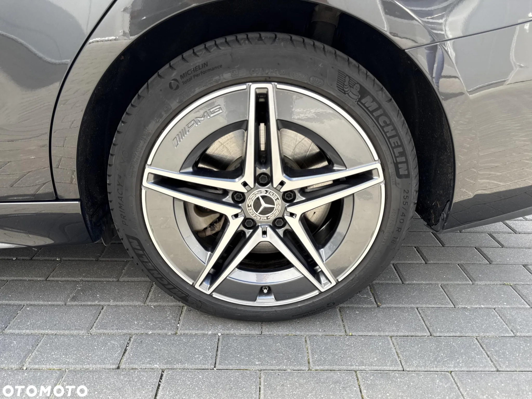 Mercedes-Benz Klasa C 300 e 9G-TRONIC AMG Line - 16