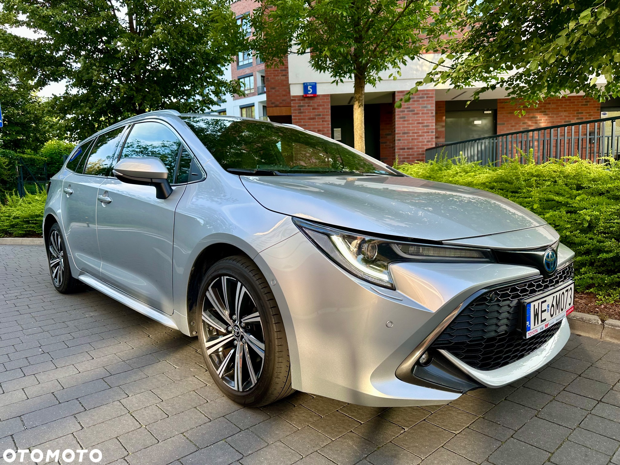 Toyota Corolla 2.0 Hybrid Style - 10