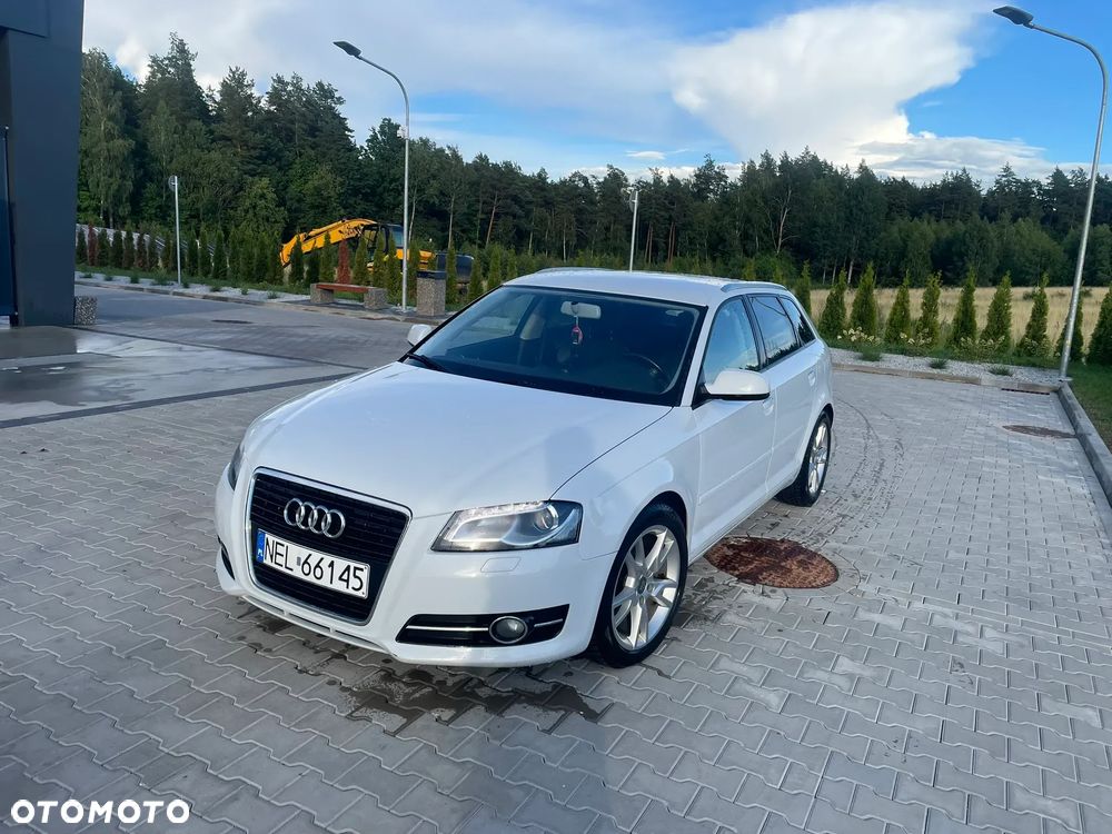 Audi A3 Sportback 1.6 TDI DPF Ambiente - 21