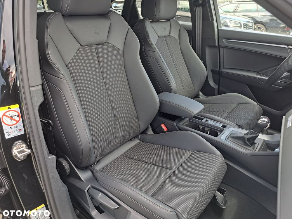 Audi Q3 Sportback - 14