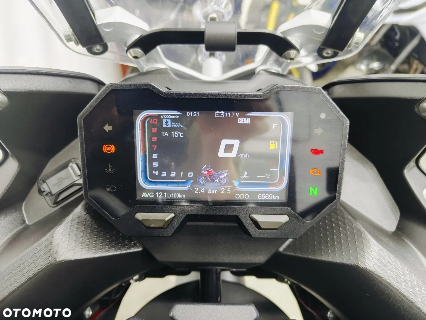 VOGE 650DSX - 16