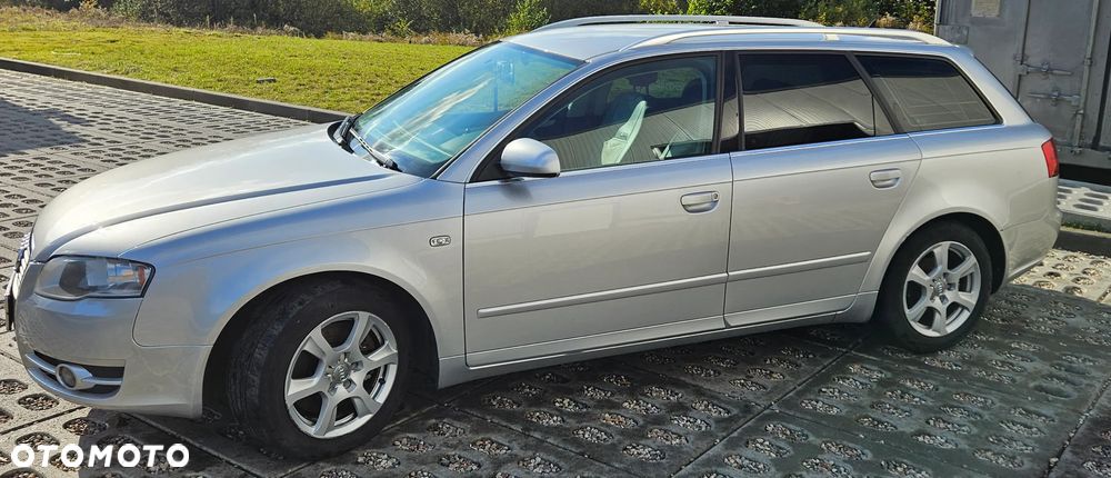 Audi A4 - 1