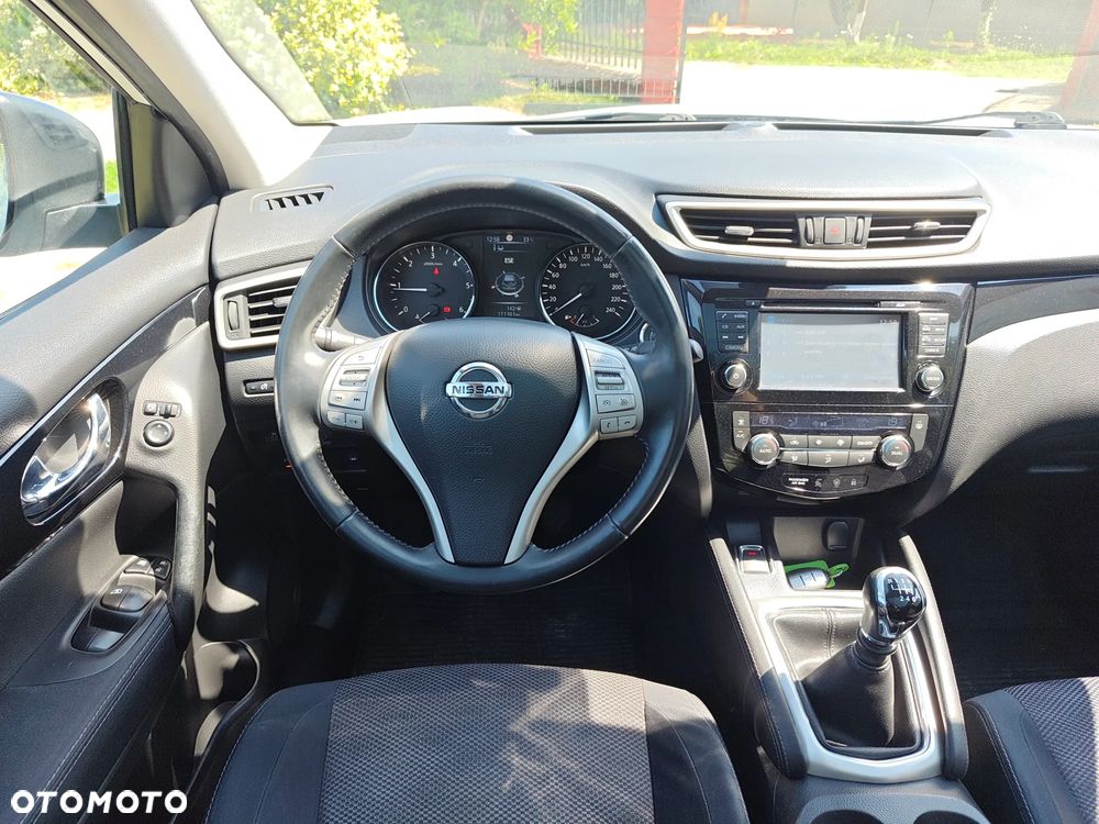 Nissan Qashqai 1.5 dCi N-Connecta - 16