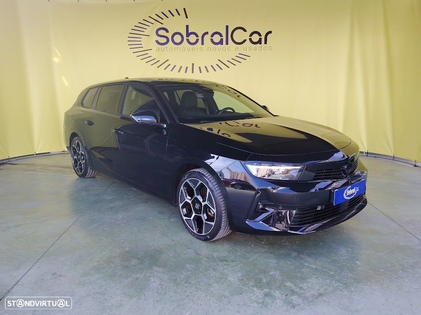 Opel Astra Sports Tourer 1.2 T GS - 2