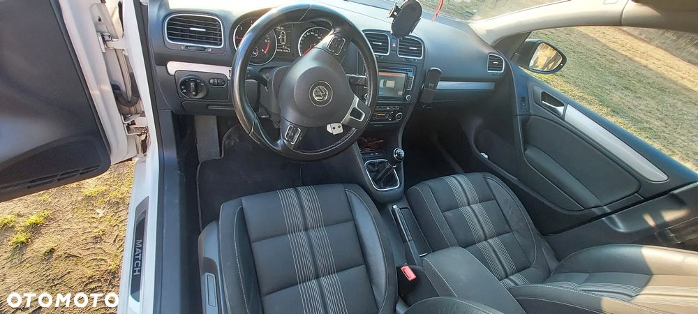 Volkswagen Golf - 3