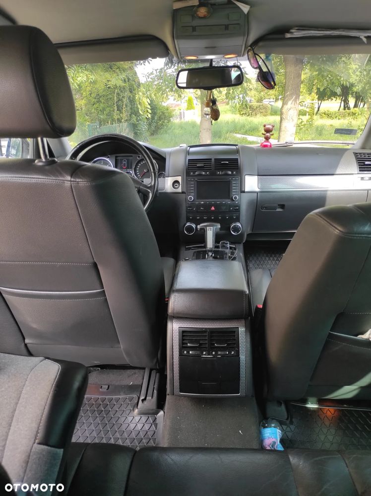 Volkswagen Touareg - 8