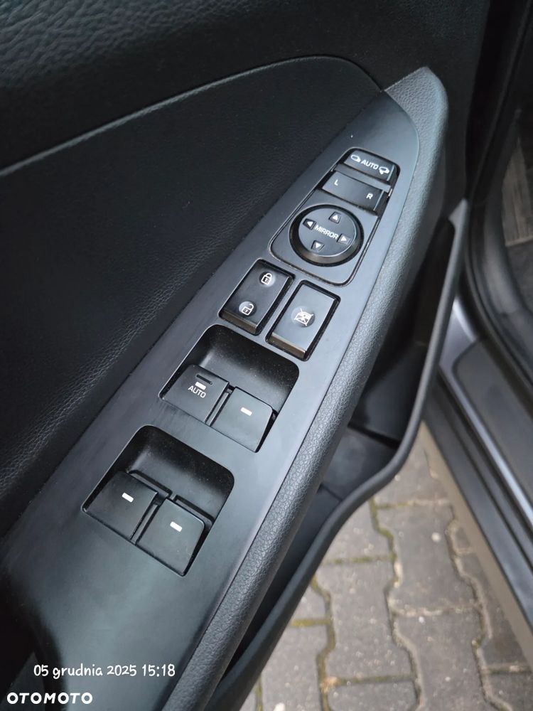 Hyundai Tucson 1.7 CRDI BlueDrive Style 2WD DCT - 14