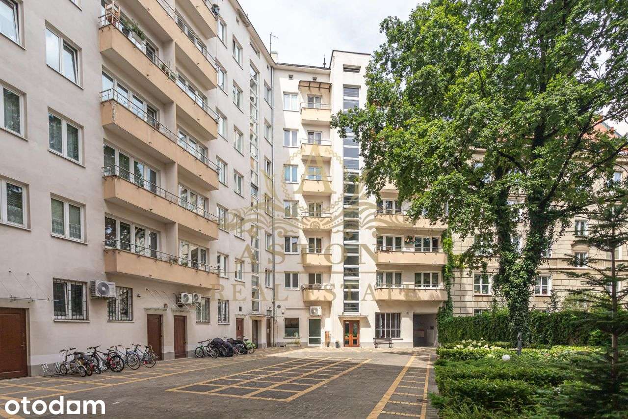 Przestronny apartament w okolicy ul. Mokotowskiej