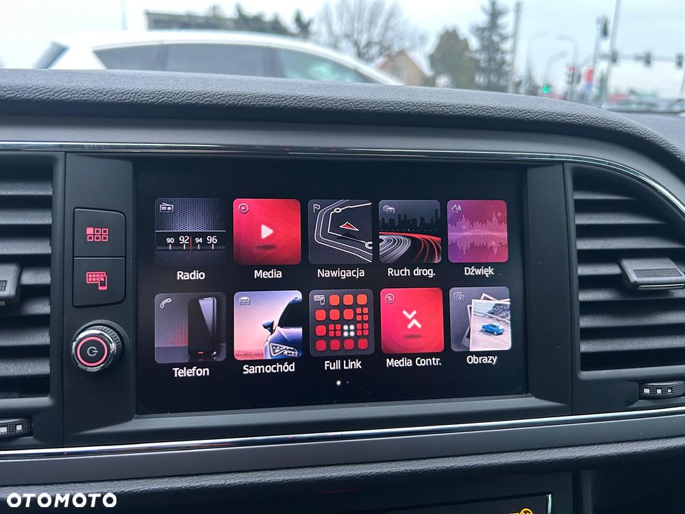 Seat Leon 2.0 TDI DPF Start&Stop DSG XCELLENCE - 28