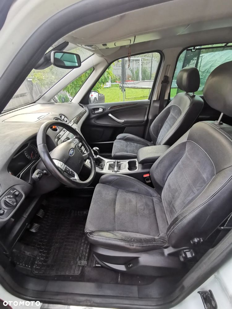 Ford Galaxy - 3