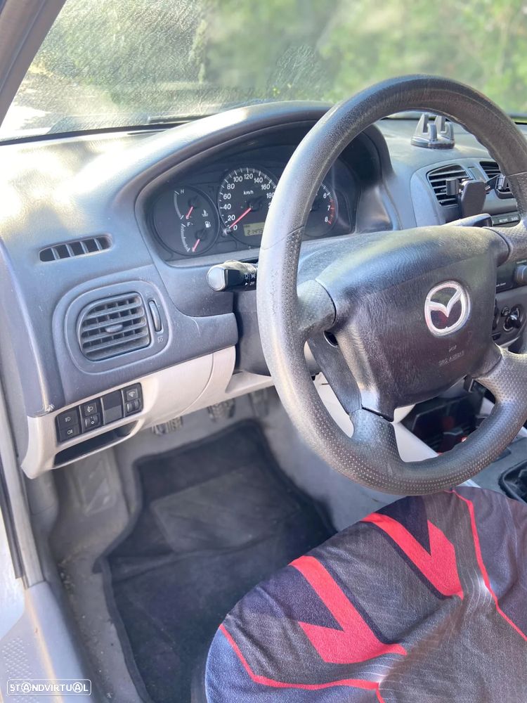 Mazda 323 F 1.3 Base F/L - 10