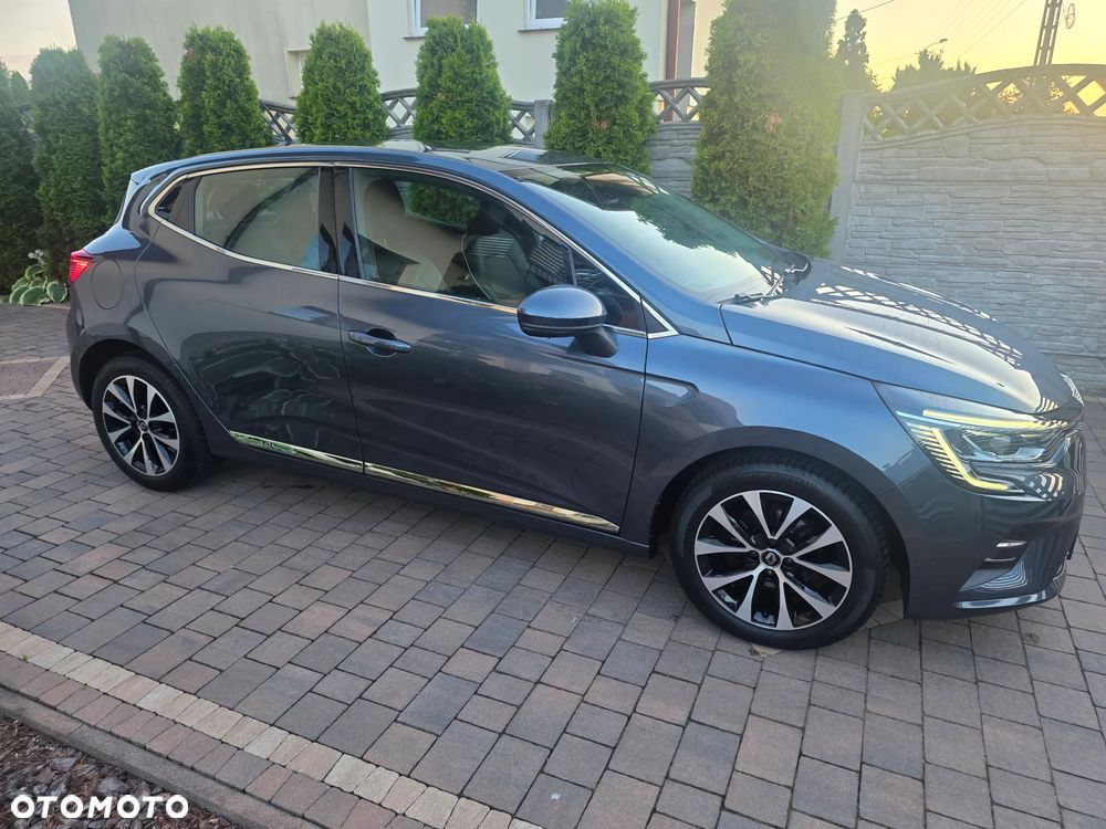 Renault Clio - 25