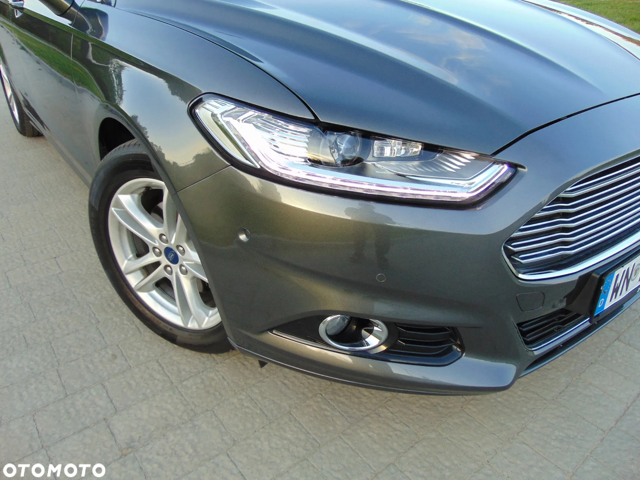 Ford Mondeo 2.0 EcoBoost Start-Stopp Autom Titanium - 40
