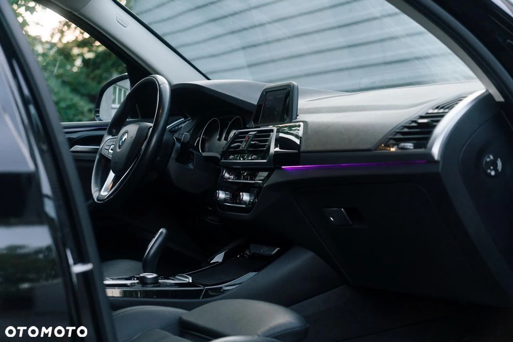 BMW X3 xDrive20i xLine - 13