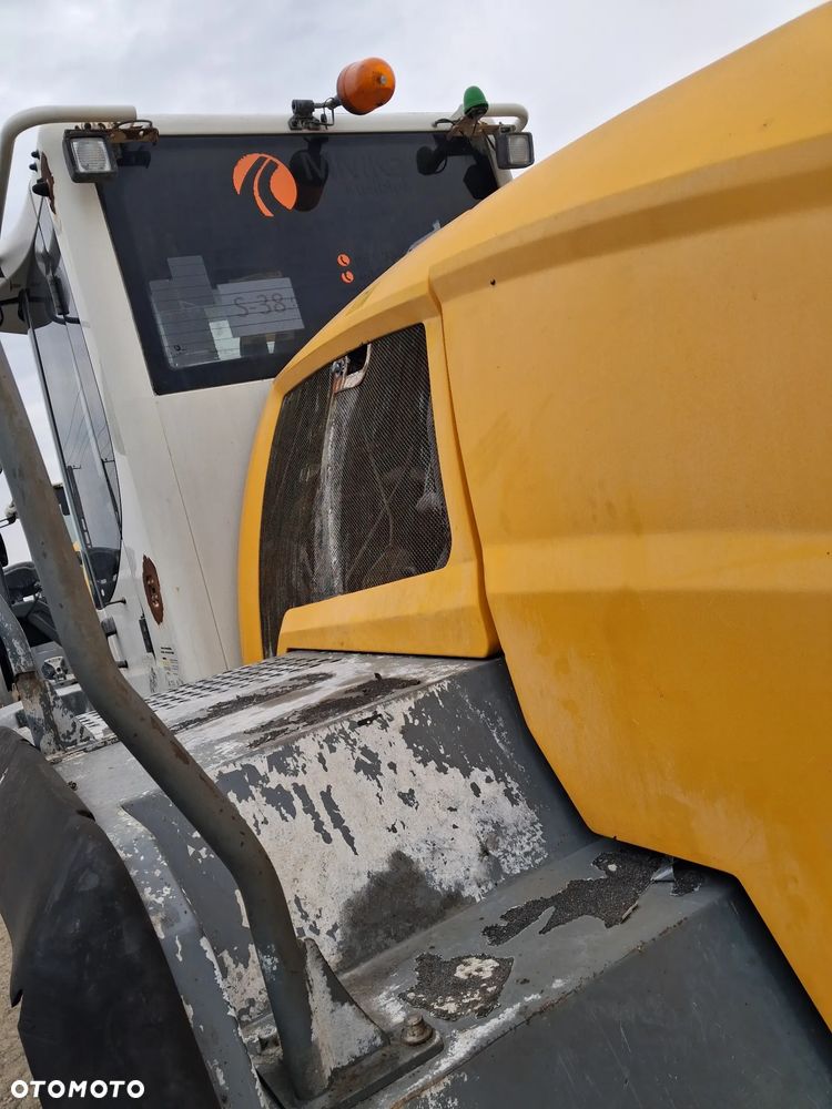Liebherr L550 - 2