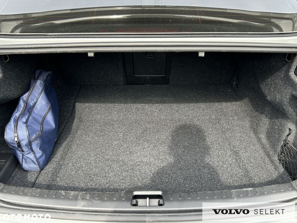 Volvo S60 - 32