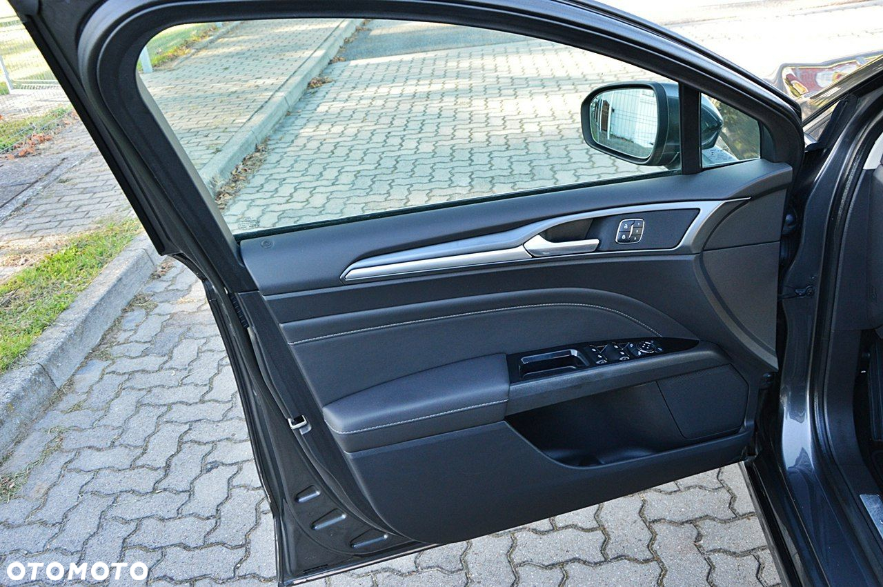 Ford Mondeo 2.0 EcoBlue Titanium - 5