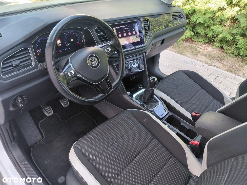 Volkswagen T-Roc - 29