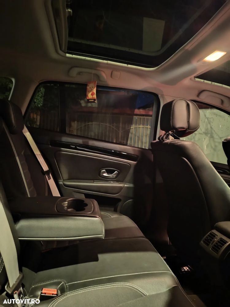 Renault Laguna dCi 150 FAP Start-Stop Bose Edition - 8