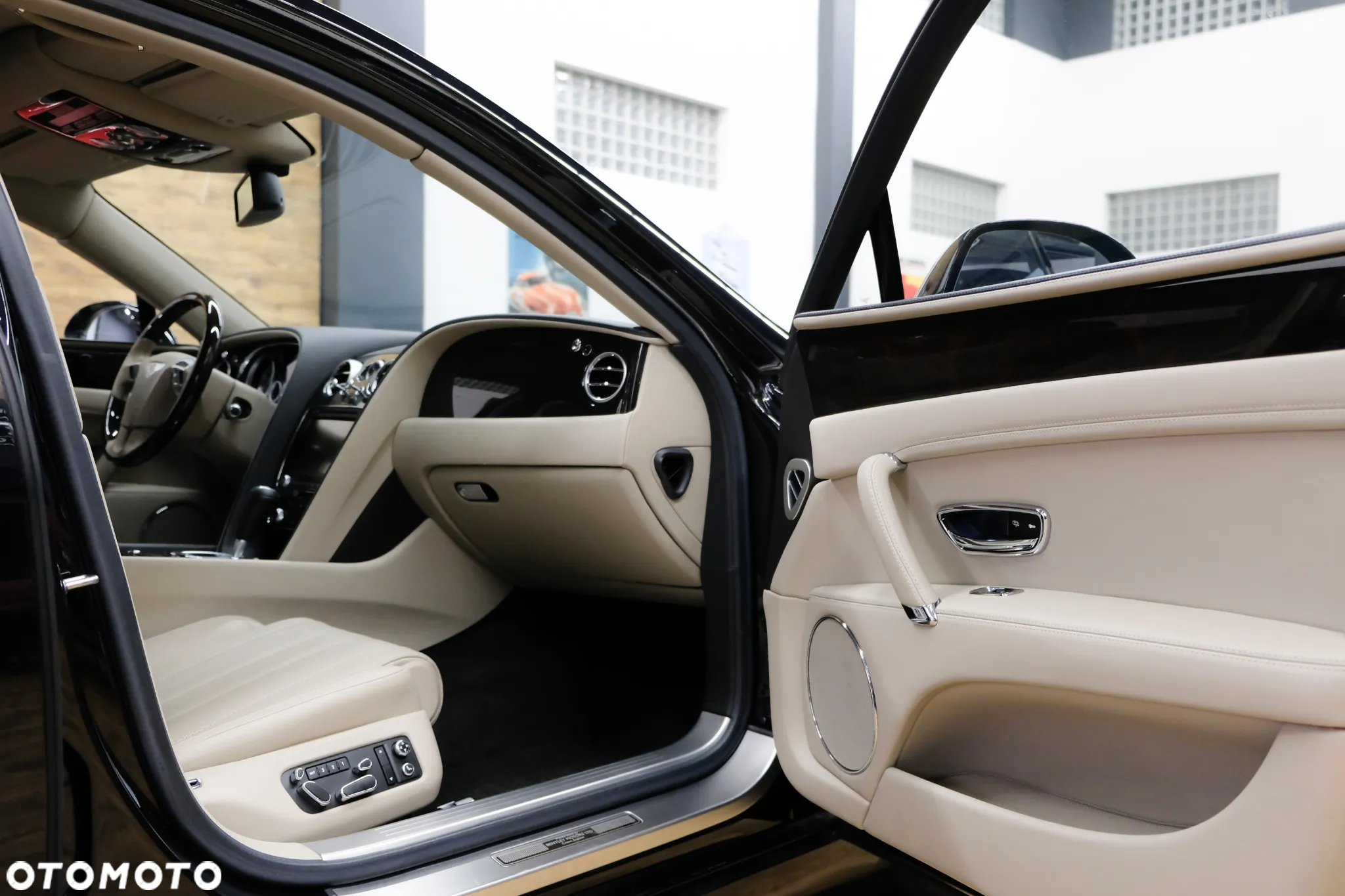 Bentley Flying Spur GTC W12 - 10