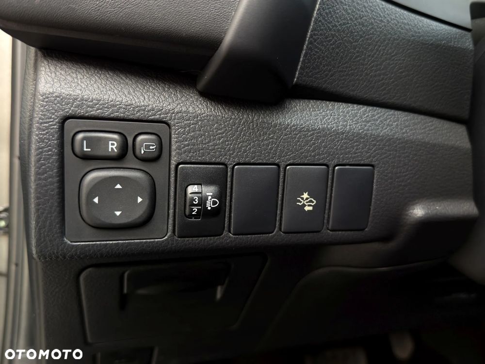 Toyota Auris - 22