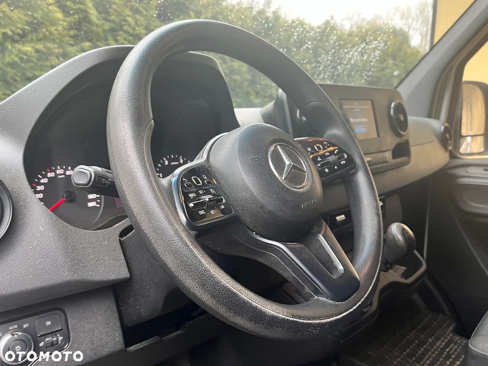 Mercedes-Benz SPRINTER - 6
