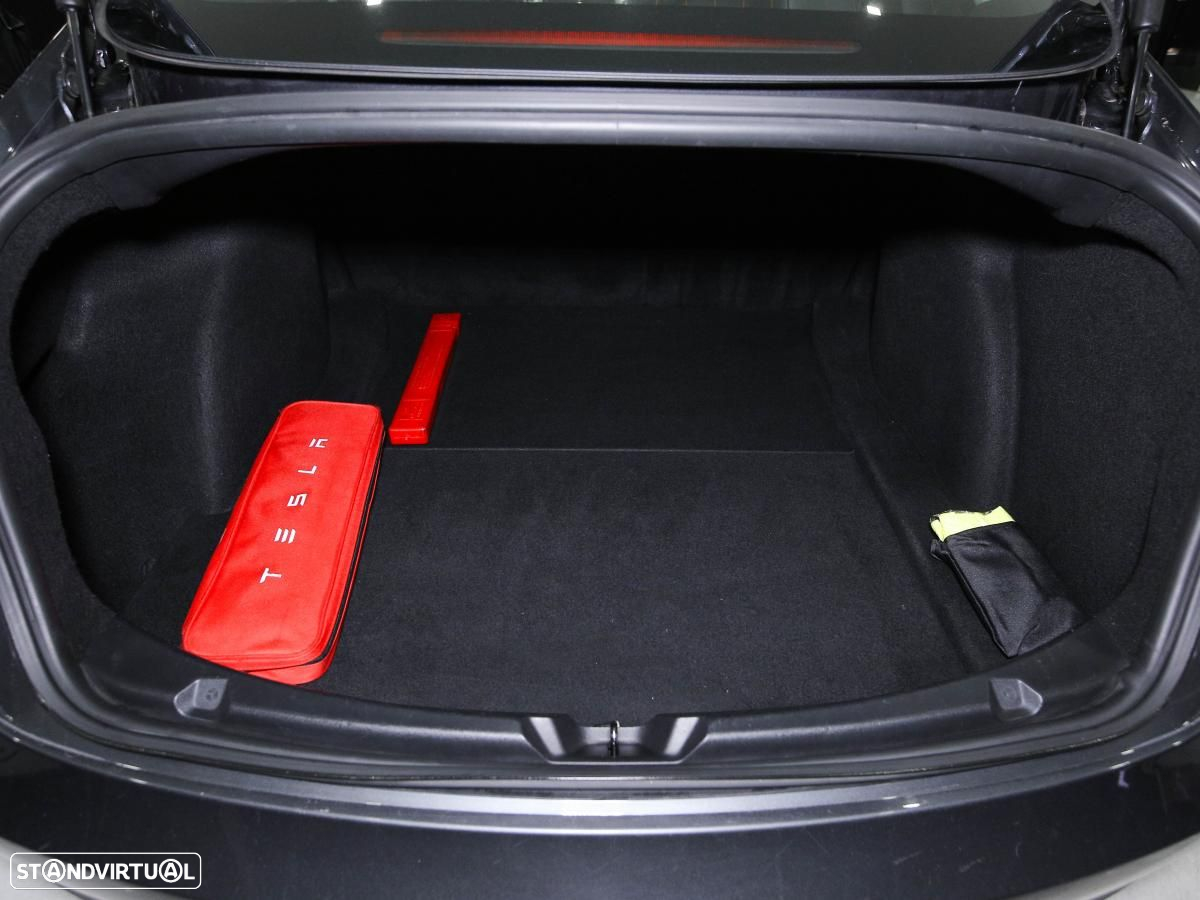 Tesla Model 3 Performance Dual Motor AWD - 23