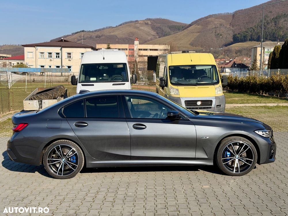 BMW Seria 3 330e Aut. M Sport - 9