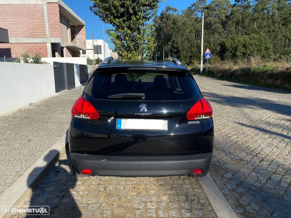 Peugeot 2008 1.2 VTi Access - 6