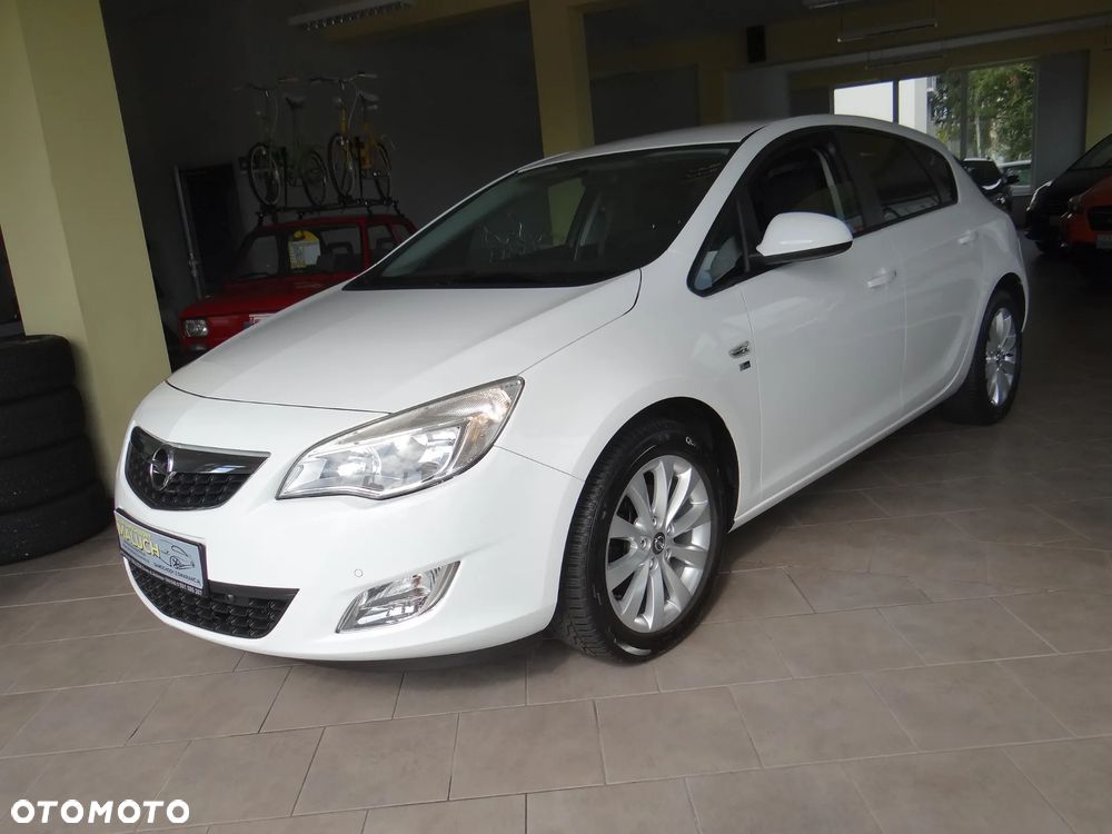 Opel Astra - 2