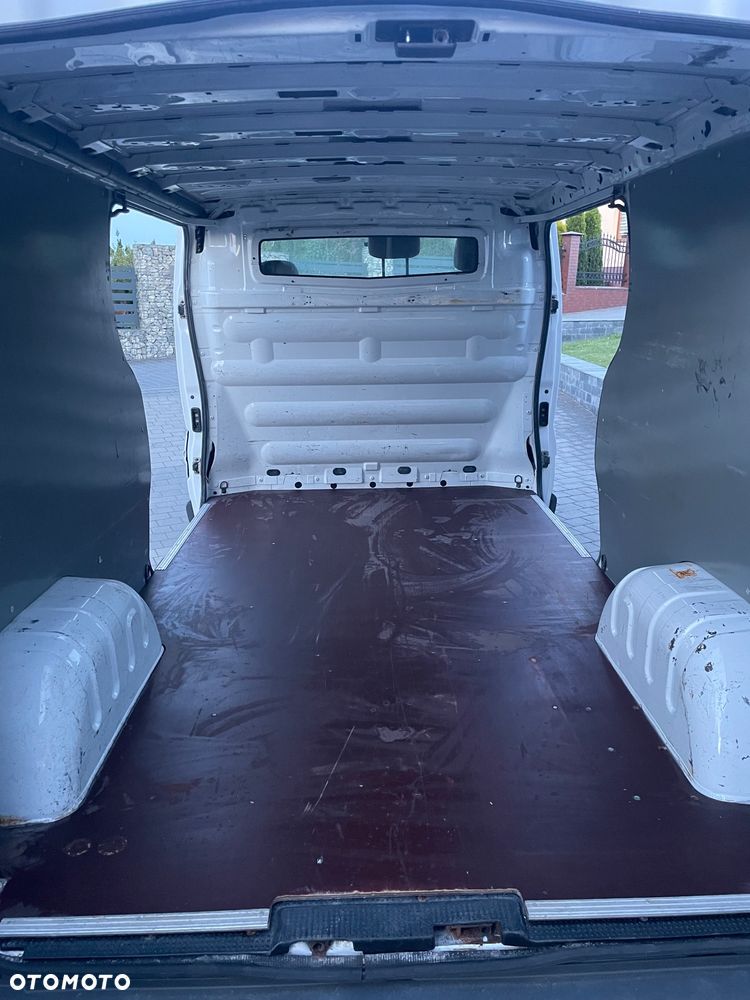 Renault Trafic - 15