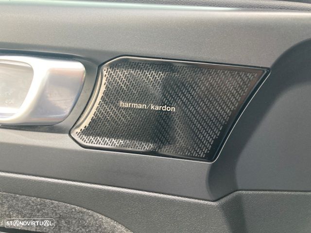 Volvo XC 40 T5 Recharge DKG Essential - 29