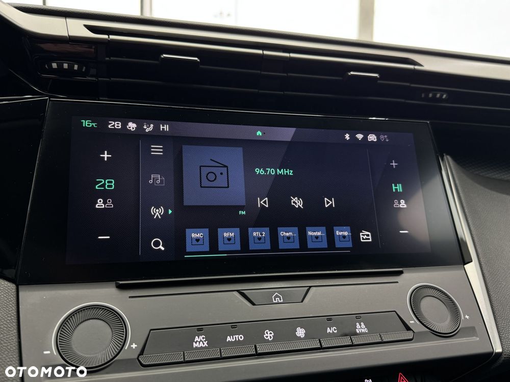 Peugeot 308 - 25