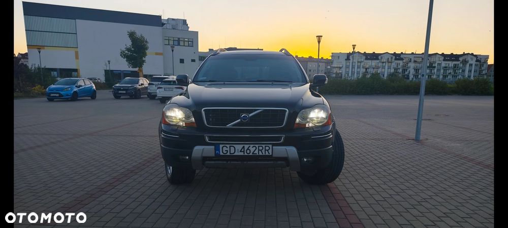 Volvo XC 90 - 1