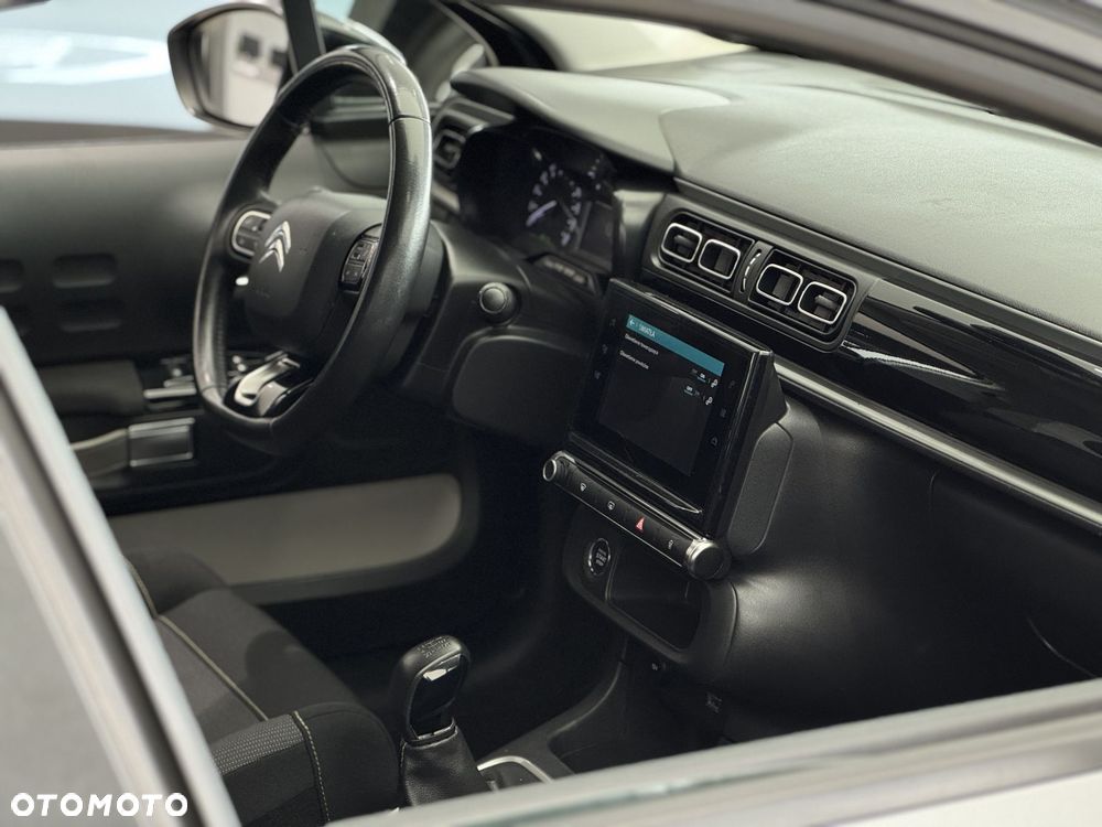 Citroën C3 1.2 PureTech Shine - 38