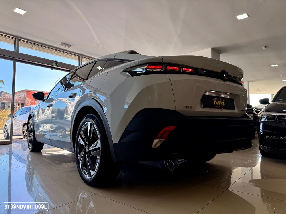 Peugeot 408 1.6 Hybrid Allure e-EAT8 - 38