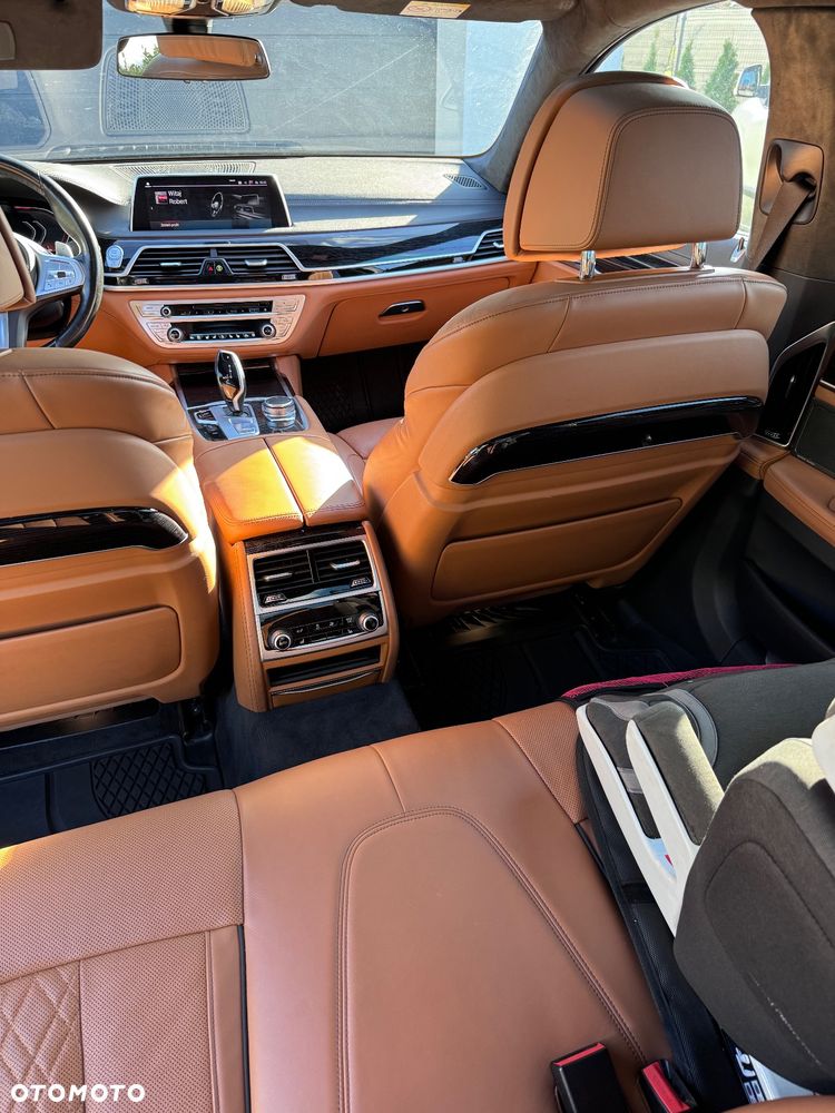 BMW Seria 7 750d xDrive sport - 6