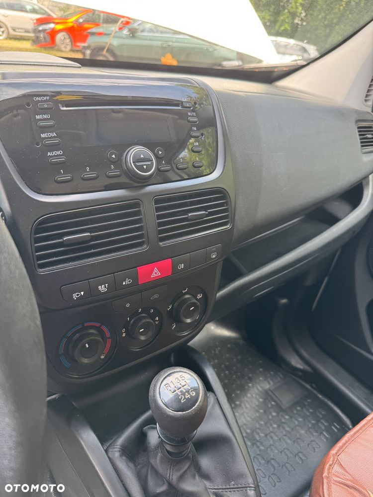 Opel Combo - 33