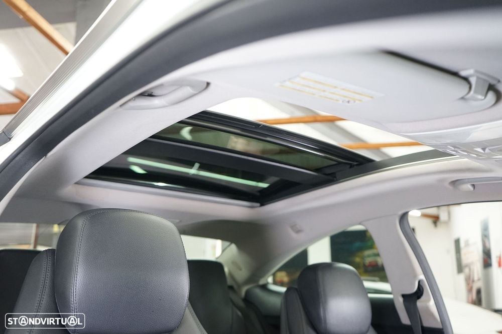 Mercedes-Benz C 180 BlueEFFICIENCY 7G-TRONIC - 32