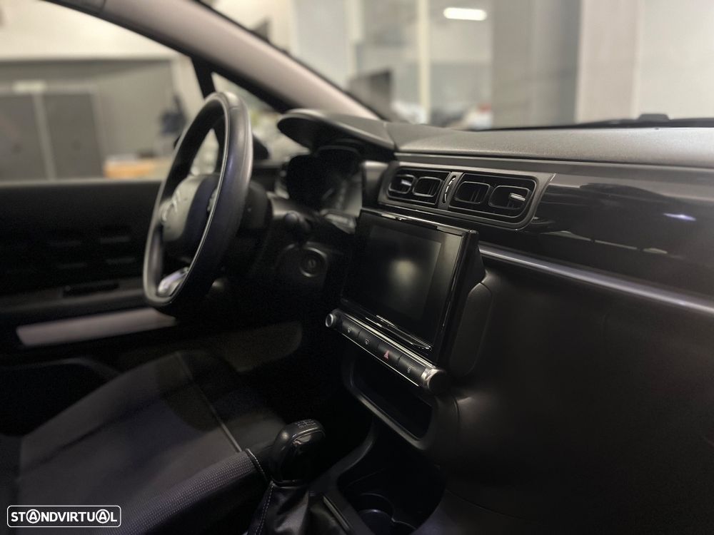 Citroën C3 1.2 PureTech Shine - 20