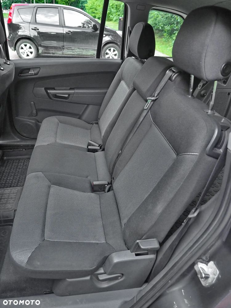 Opel Zafira 1.8 Family - 17