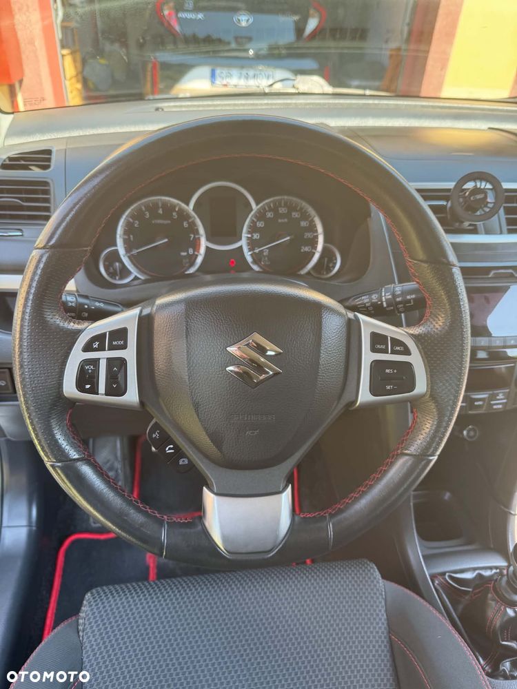 Suzuki Swift - 12
