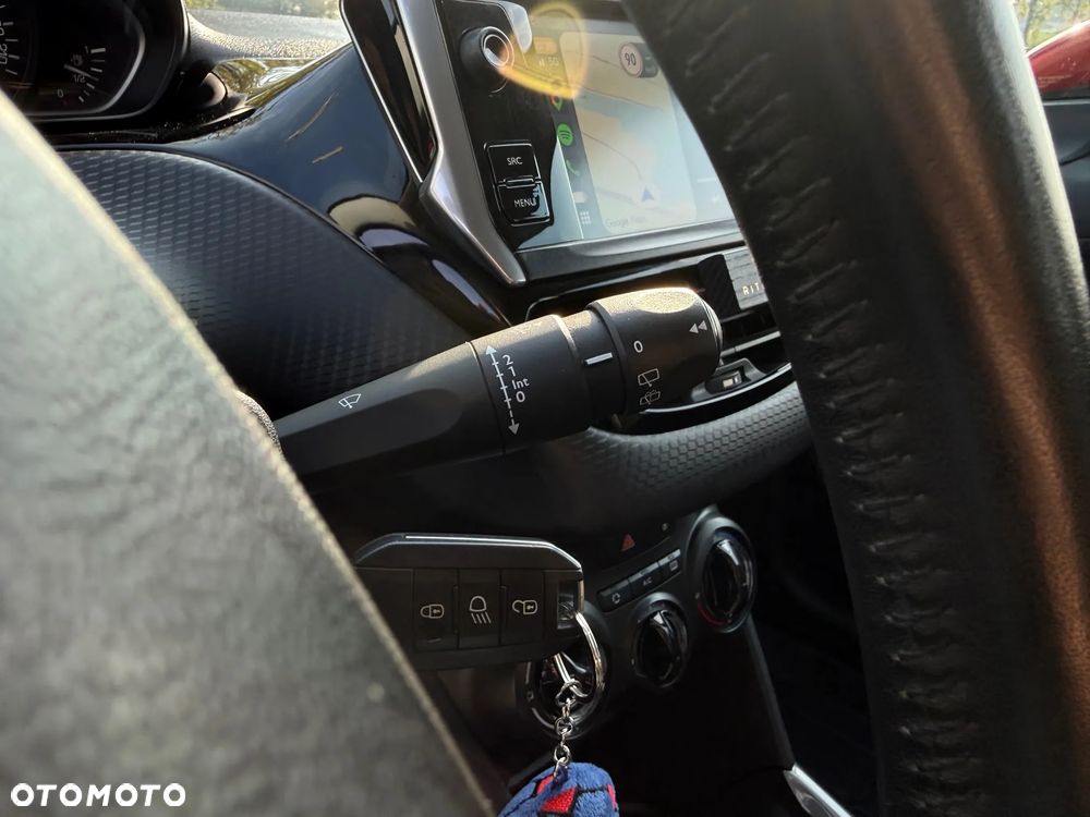 Peugeot 2008 PureTech 82 Allure - 20
