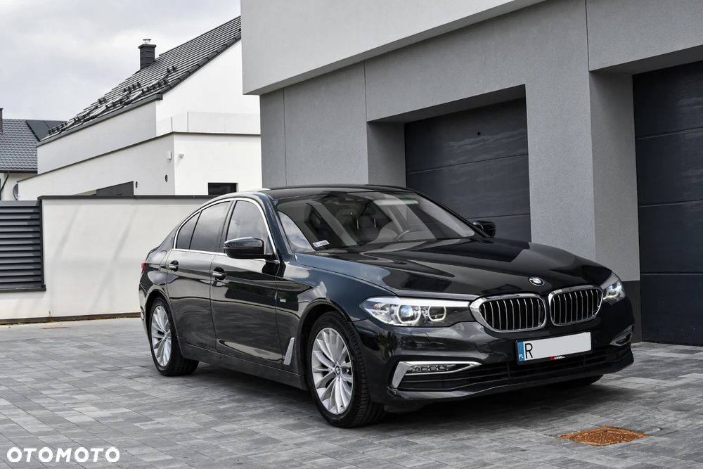 BMW Seria 5 520d xDrive Luxury Line - 2