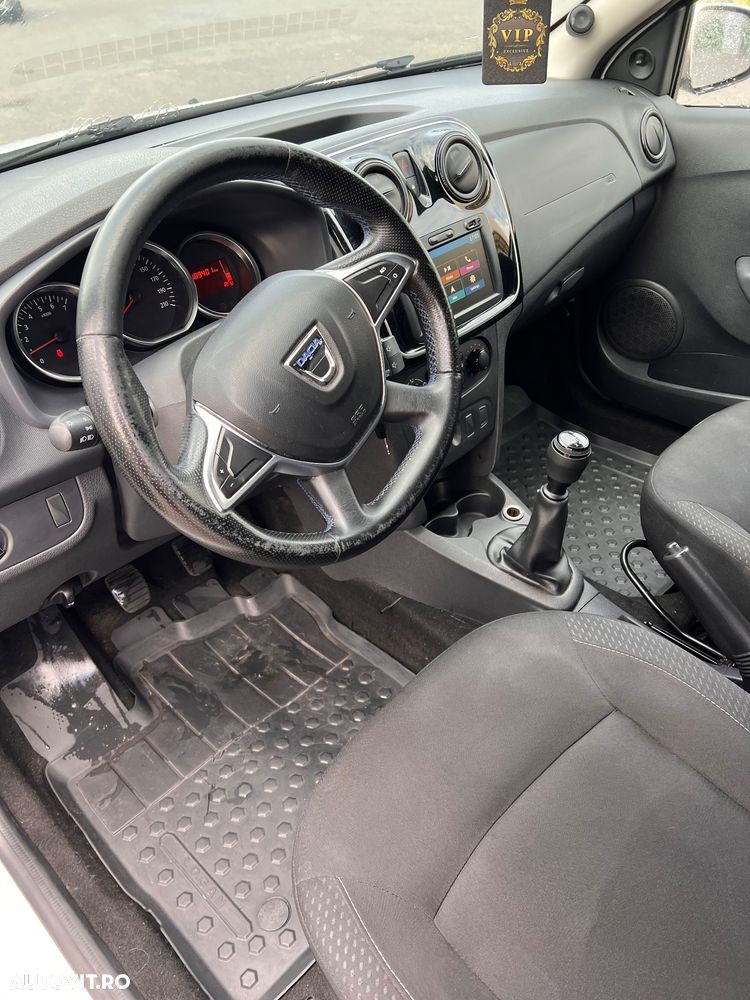 Dacia Sandero - 6