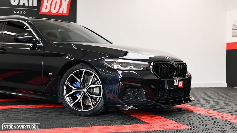 BMW 520 d Pack Desportivo M Auto - 12