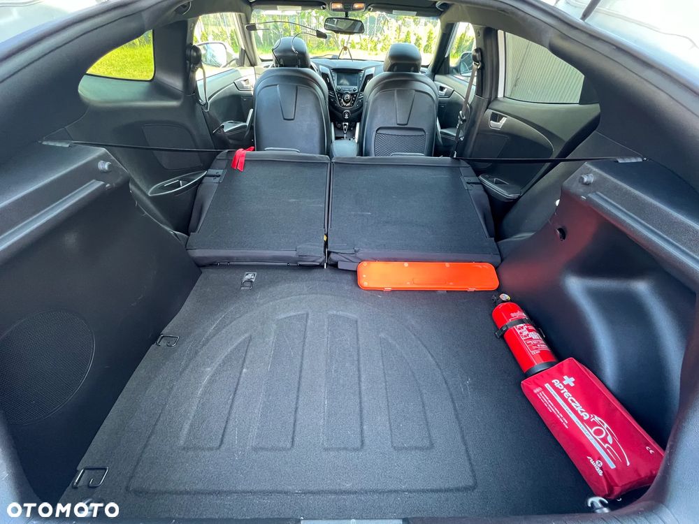 Hyundai Veloster - 7