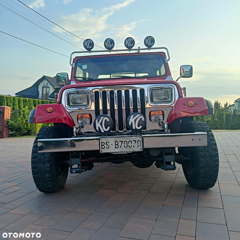Jeep Wrangler 2.5L - 1