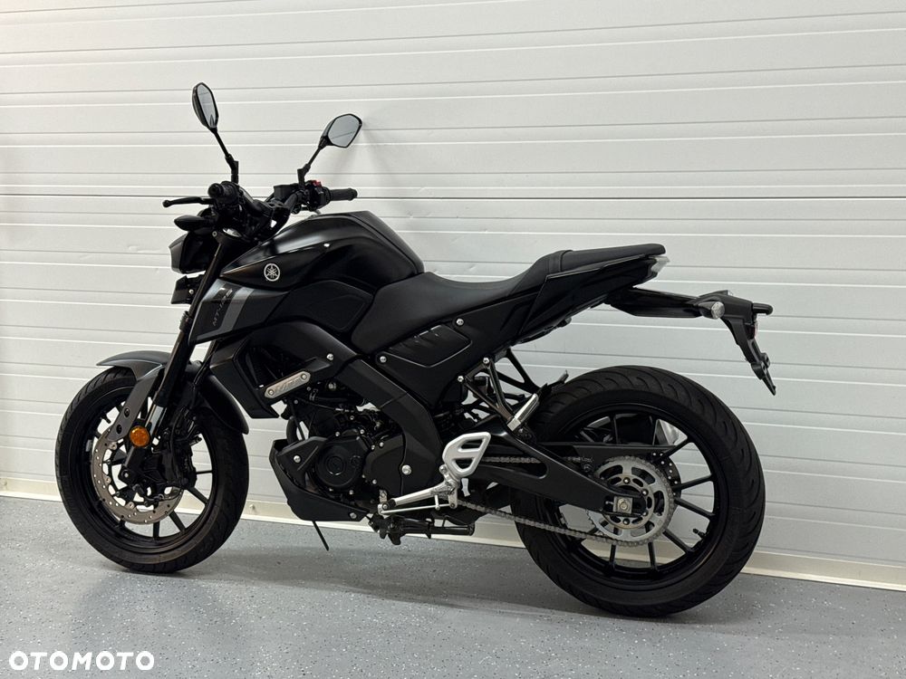 Yamaha MT - 19